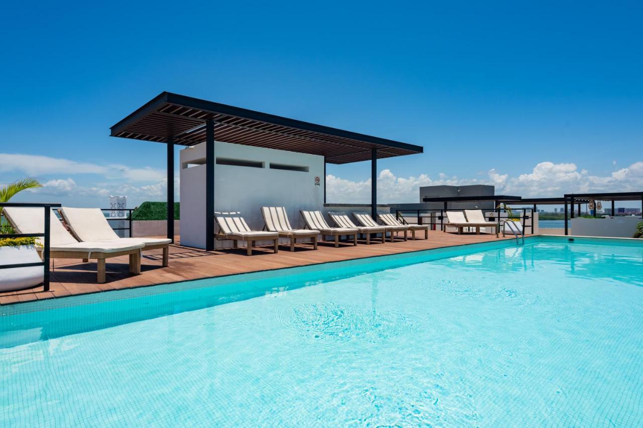 Aloja Oceanview In The Hotel Zone Cancun Exterior photo